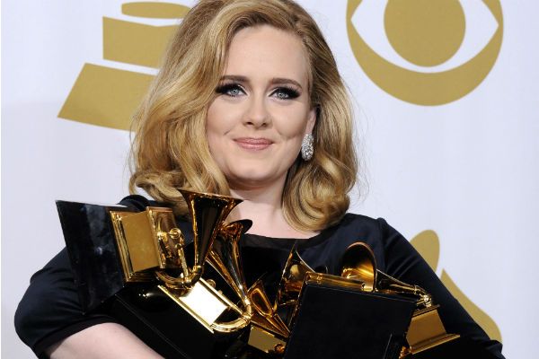 Najwięcej, bo aż 6 statuetek, zdobyła brytyjska wokalistka Adele (fot. PAP/ EPA)