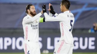 Sergio Ramos i Raphael Varane (fot. Getty Images)