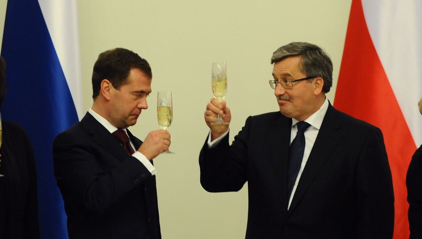 Prezydent Federacji Rosyjskiej Dmitrij Miedwiediew i prezydent RP Bronisław Komorowski - grudzień 2010 r. (fot. PAP/Jacek Turczyk)