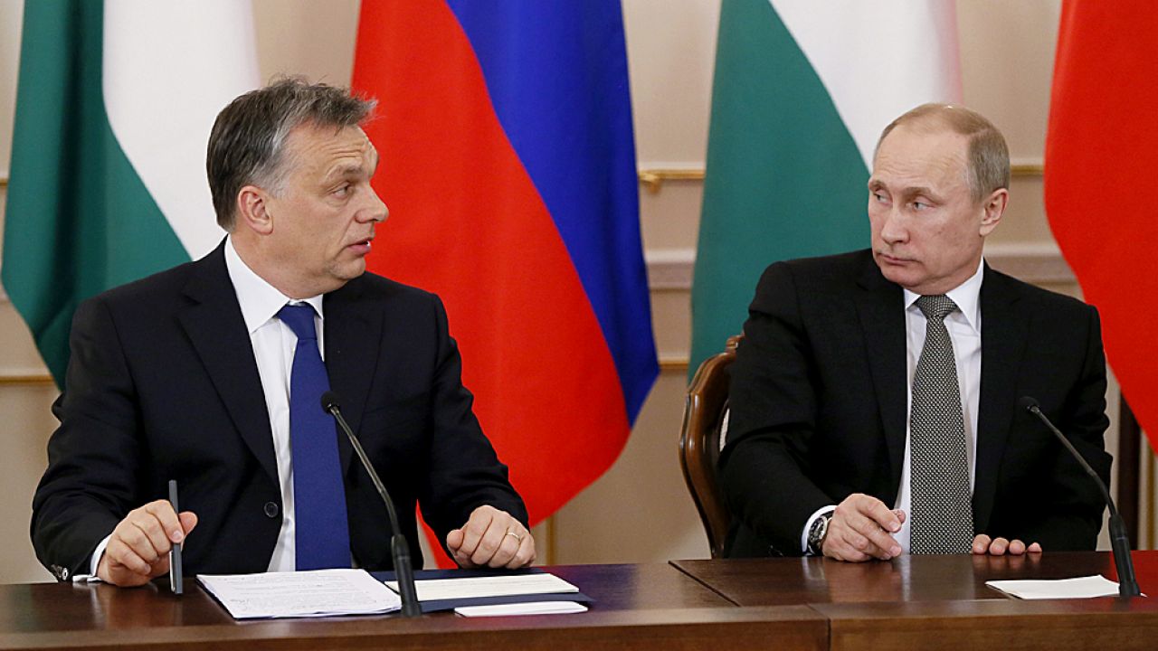 Orban u Putina w styczniu 2014 r. (fot. arch. PAP/EPA/YURI KOCHETKOV)