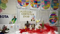 Święta Zmartwychwstania Pańskiego w Polskiej Szkole im. Jana Brzechwy w Tinley Park, fot. Krystyna Skoczeń