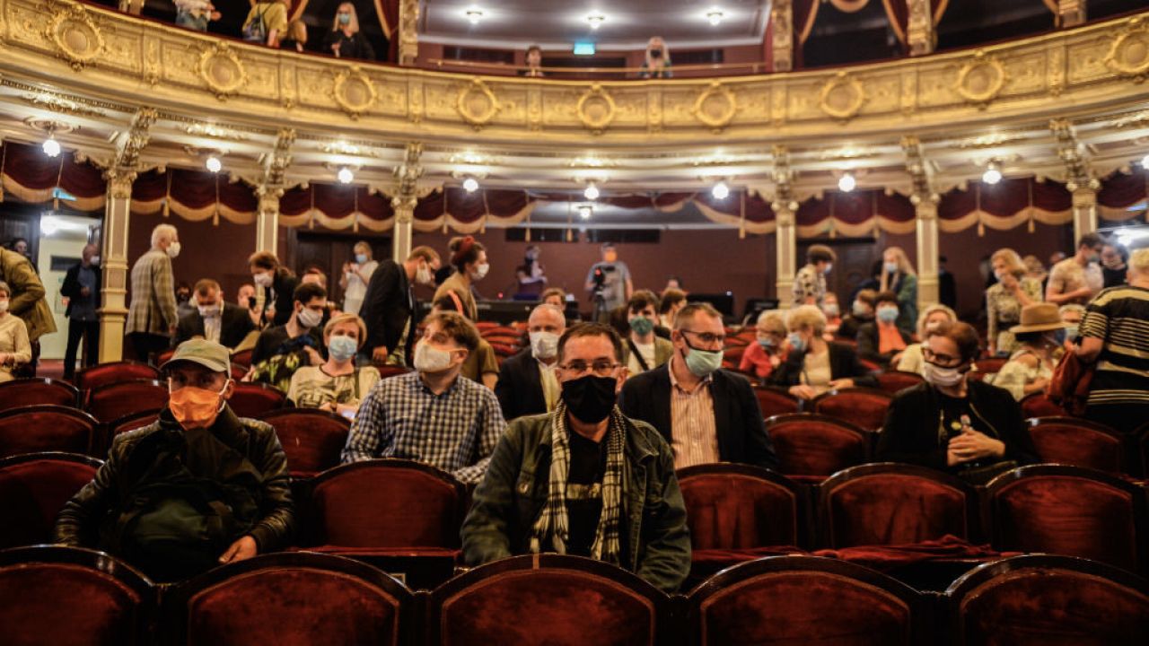 W 2020 roku dostaliśmy od rzeczywistości potężną lekcję pokory. Ale chyba też nadziei (fot. O.Marques/Getty Images) W 2020 roku dostaliśmy od rzeczywistości potężną lekcję pokory. Ale chyba też nadziei (fot. O.Marques/Getty Images)