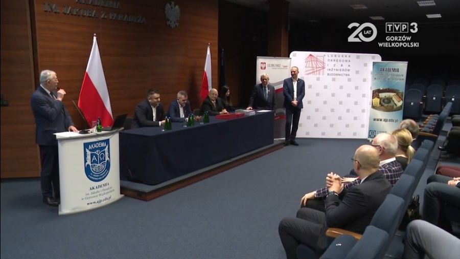 Wręczenie uprawnień budowlanych