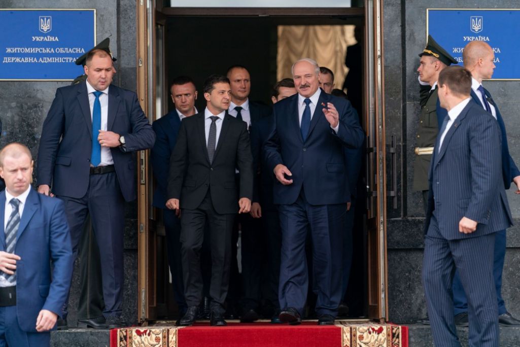 Аляксандр Лукашэнка і Уладзімір Зяленскі ў Жытоміры на Другім форуме рэгіёнаў Беларусі і Украіны. 4 кастрычніка 2019 года. Фота: president.gov.ua